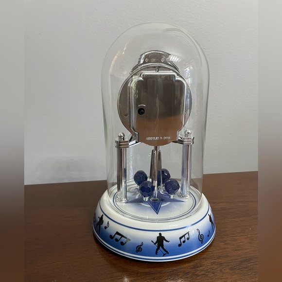 ELVIS PRESLEY Silver Anniversary Clock Porcelain Base Guitars Rotate Glass Dome - Picture 4 of 4